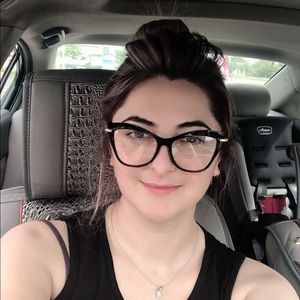 Meet your Posher, Um